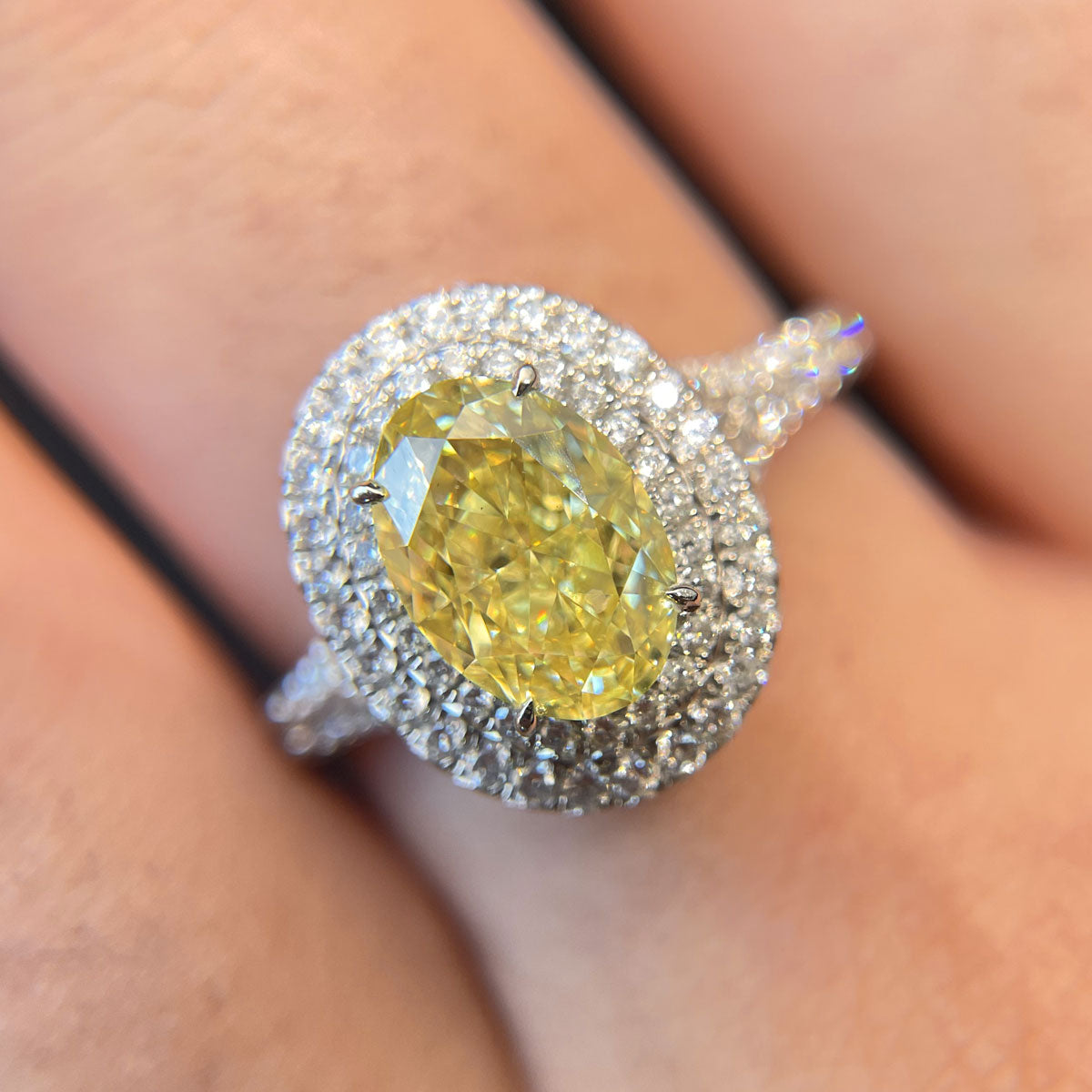 18K White Gold Oval Yellow Diamond Engagement RingLab-Grown Diamond Custom Ring (1.82CTW-FY-FIY-FVY/VS-VVS)