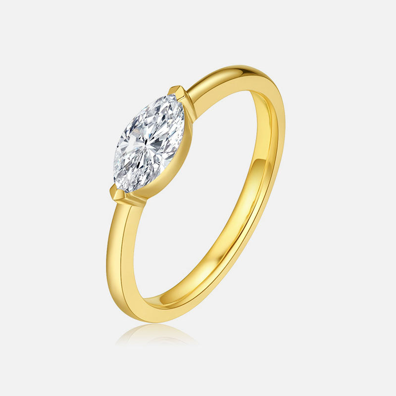 Anillo de compromiso solitario de oro amarillo de 18 quilates con diamantes cultivados en laboratorio Anillos de compromiso personalizados (1,08 CTW-DE/VS-VVS)