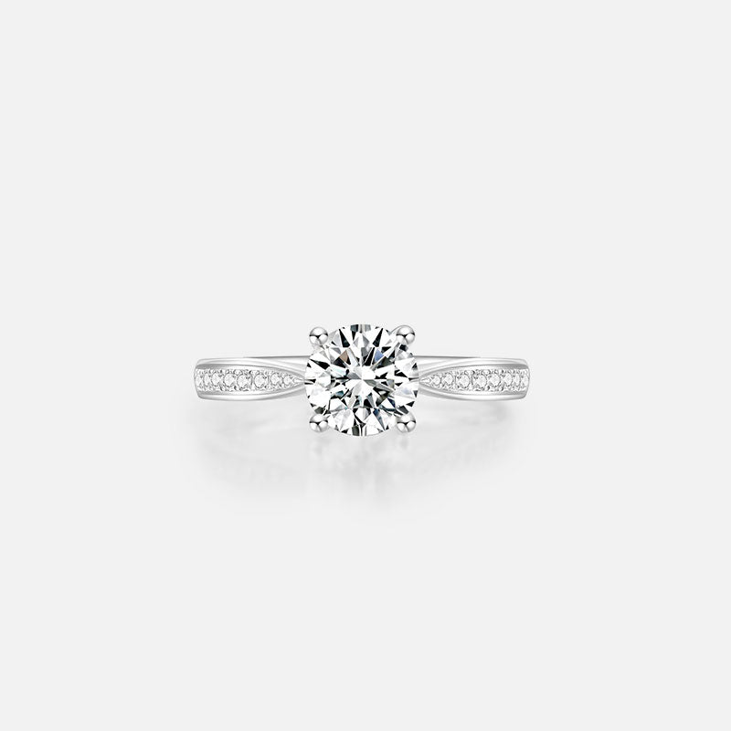 Bague de fiançailles solitaire classique à quatre griffes en or blanc 18 carats avec diamants cultivés en laboratoire Bagues de fiançailles personnalisées (1,80 CTW-DE/VS-VVS)