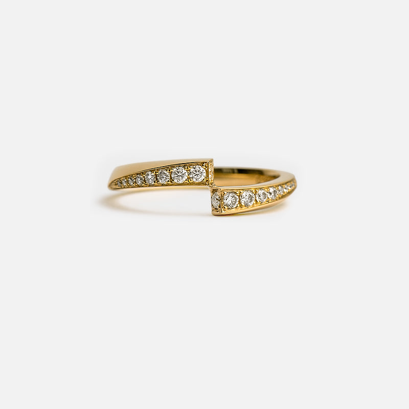 Anillo de bodas de diamantes en oro de 18 quilates Love Without Boundaries totalmente personalizable